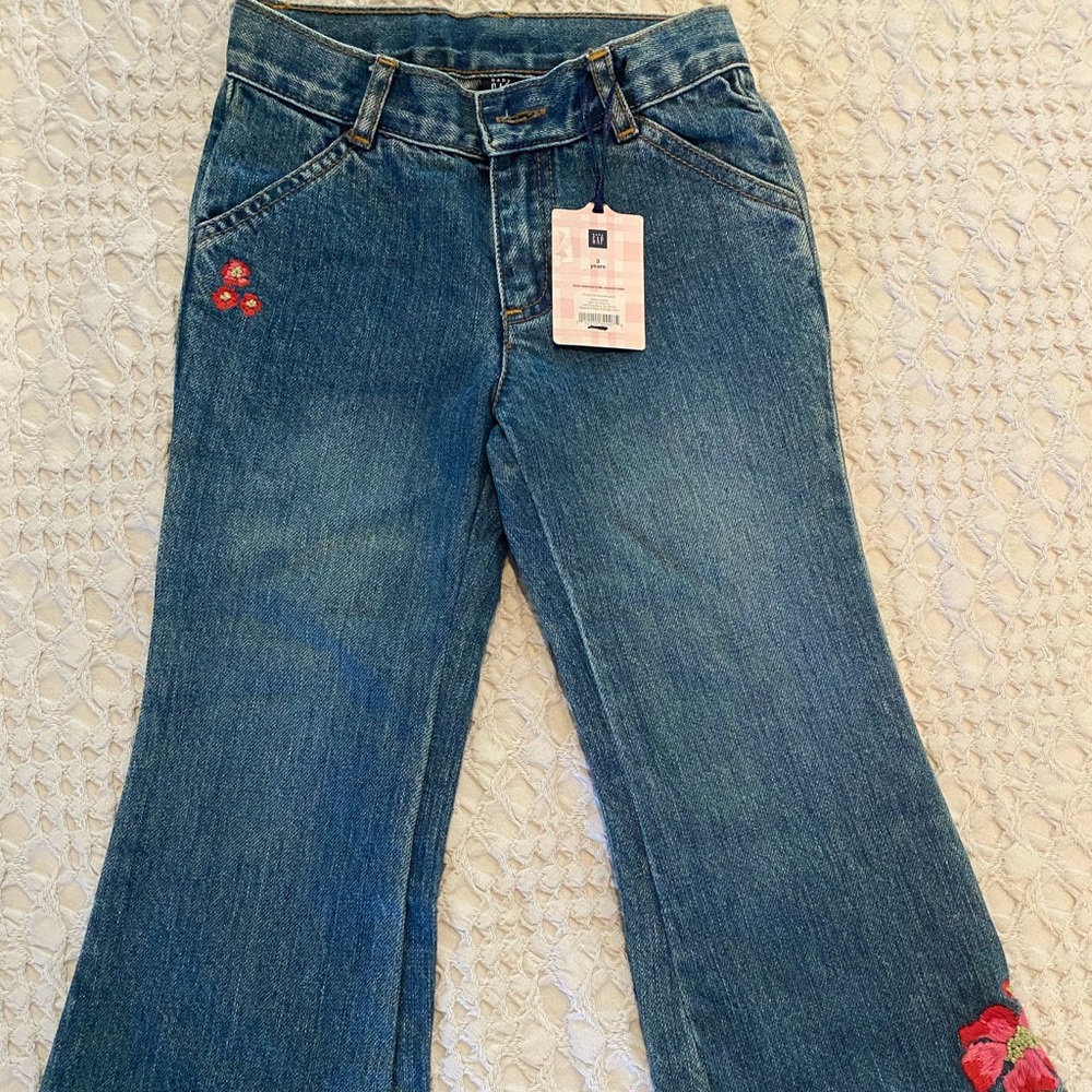 Baby Gap 3T Embroidered Jeans NWT